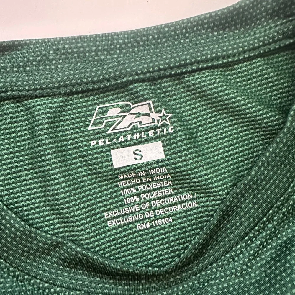 Pel Athletic Vermont Catamounts Believe T-Shirt Mens Small Green UVM Performance
